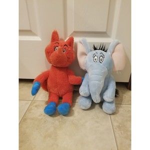 2 Kohl's cares 2020 Dr. Seuss plush fox and Horton stuffed animal